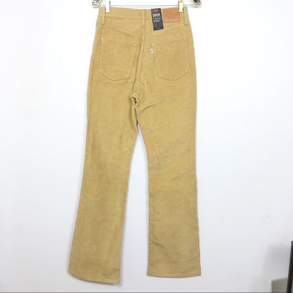 NWT Levi's Ribcage Bootcut Cords in Iced Coffee - Picture 5 of 5
